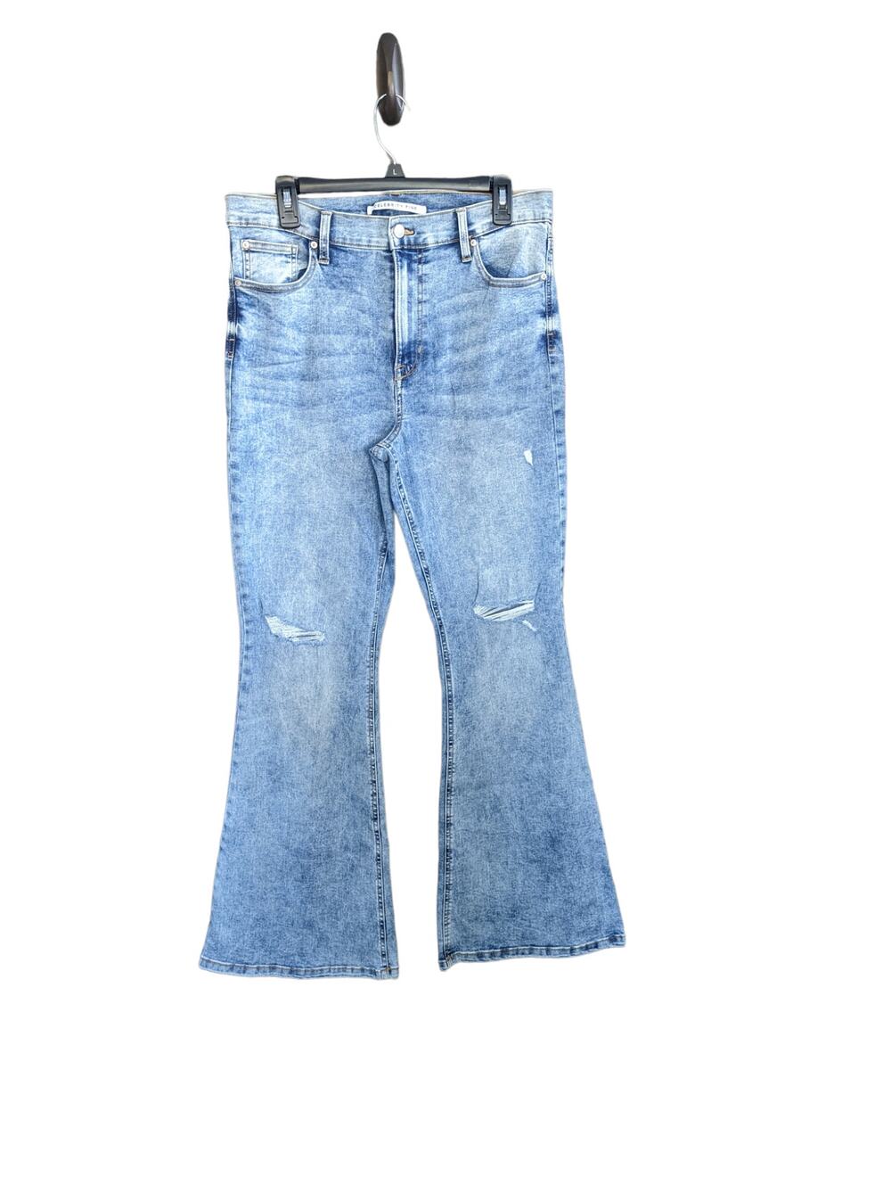 Celebrity Pink Acid Washed Bell Bottom Jeans Size Juniors 15